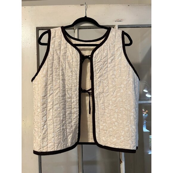 Hand Made Tie Front 100% Organic Cotton Quilted Vest - Picture 4 of 6